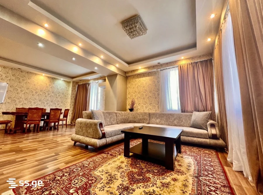3 room Flat Daily rent. Vake