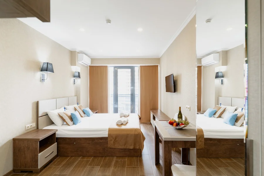 G-Point Beach Tower 525