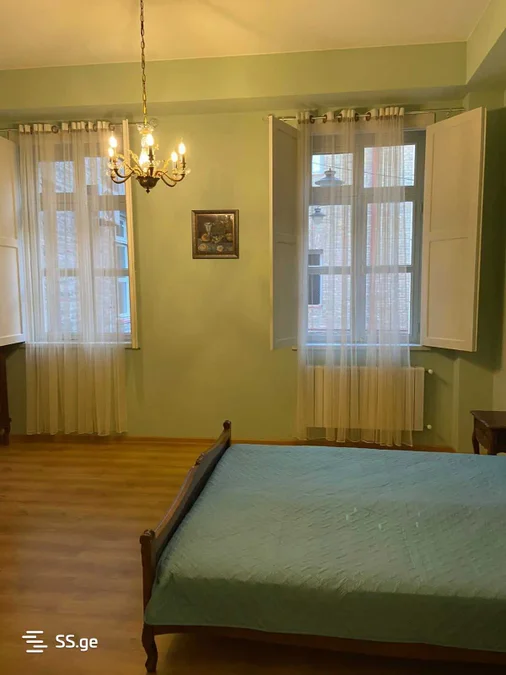 Коммерческое помещение на purceladze st. 10 Mtatsminda