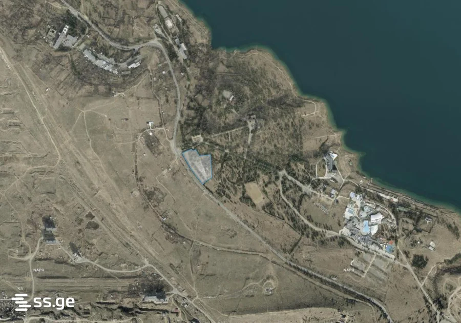 Участок земли на продажу. Тбилисское море