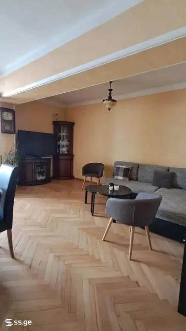 2 комнатная квартира Продаётся. Сабуртало