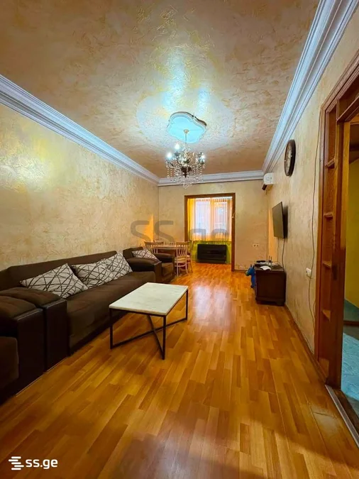 3+1 на Аллее Героев, $575