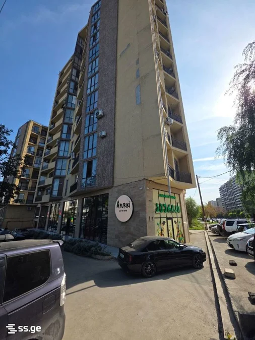 3-комнатная квартира в Тбилиси