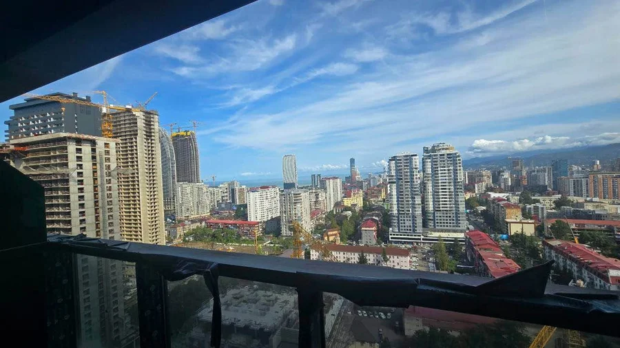 Видовая квартира 1+1 в blue sky tower!
