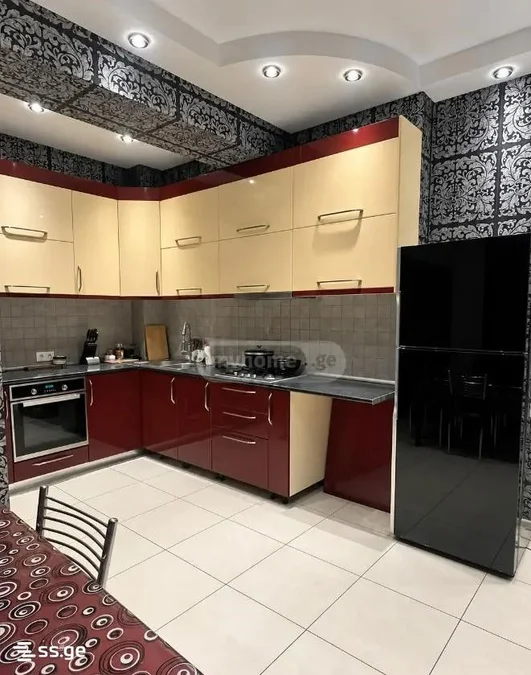 4-комнатная квартира в аренду. Районы Важа-Пшавела