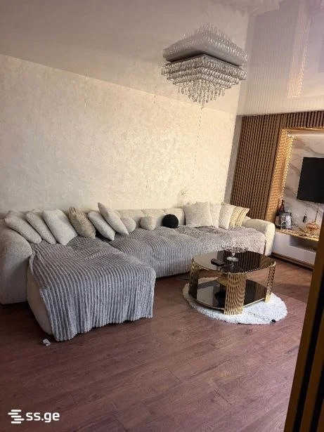 5 room Flat for rent. Temqa