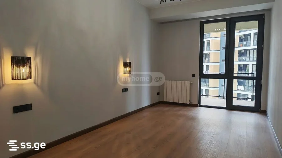 2 room Flat For Sale. Ortachala