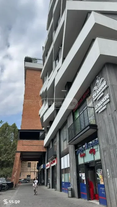 3-комнатная квартира Продаётся. Надзаладеви