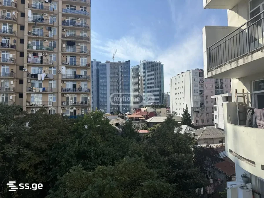 1+1 на Ш. Руставели пр. Rustaveli District