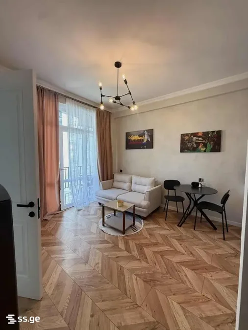 2-комнатная квартира в Тбилиси