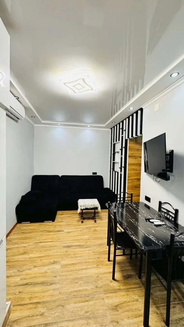 На год — 2+1 квартира | $400/месяц