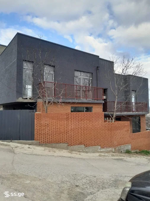 5 room Private House For Sale. Saburtalo