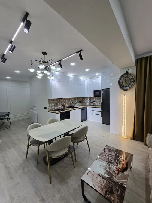 Долгосрочная аренда квартиры в Khimshiashvili District
