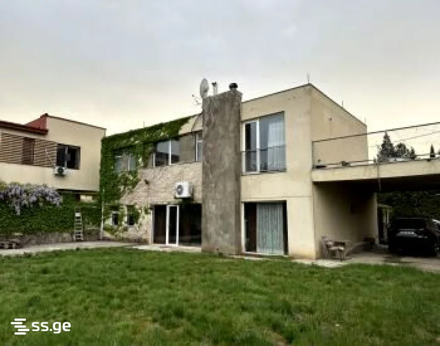 7 room Private House For Sale. Digomi