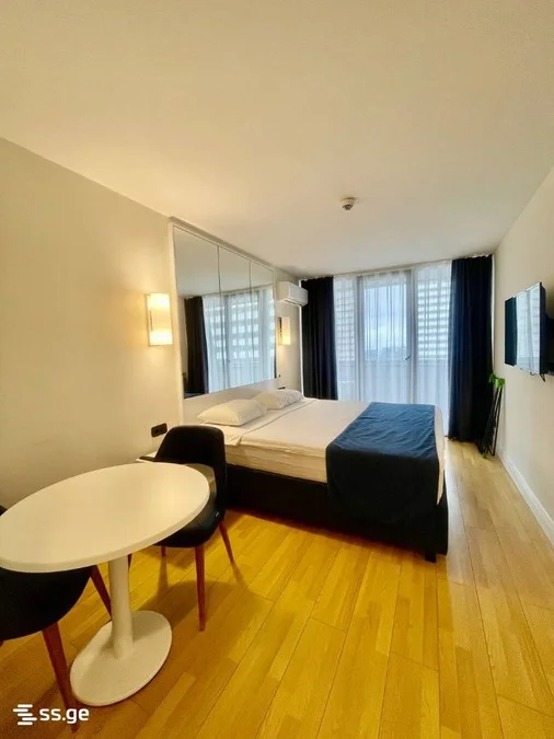 1-комн. квартира, 34 м², 39 этаж, $300