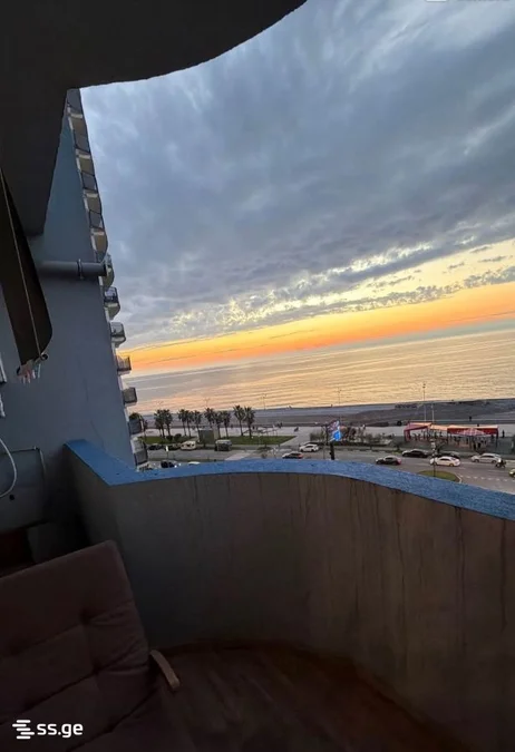 1+1 на Horizons Batumi ხიმშიაშვილის ქ. 49 Khimshiashvili District