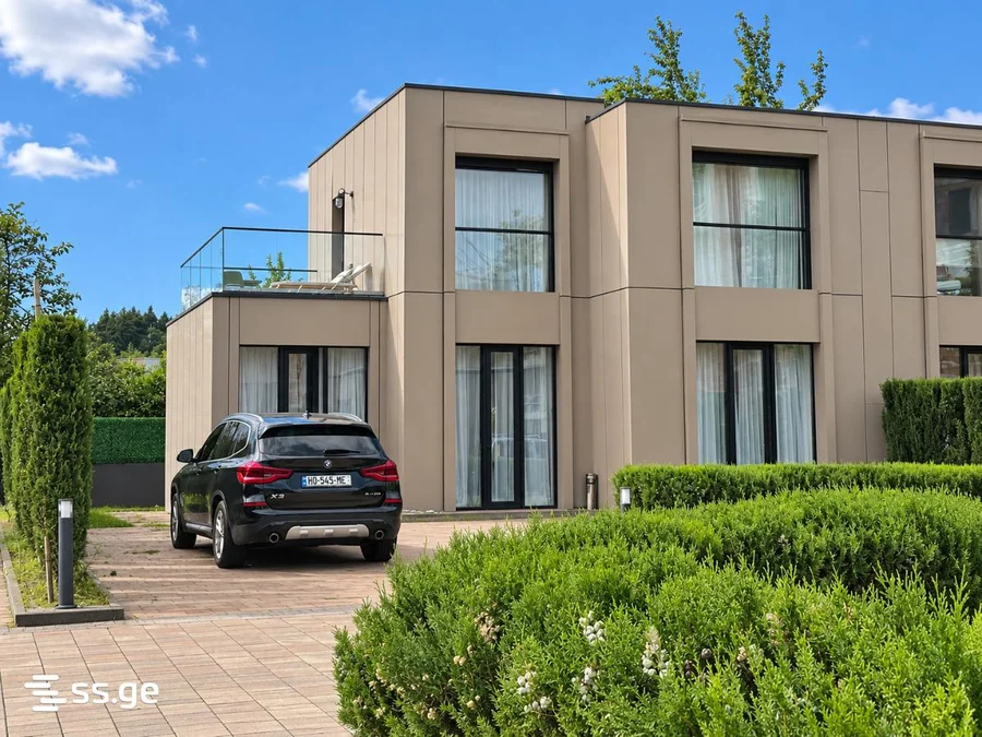 4 room Private House For Sale