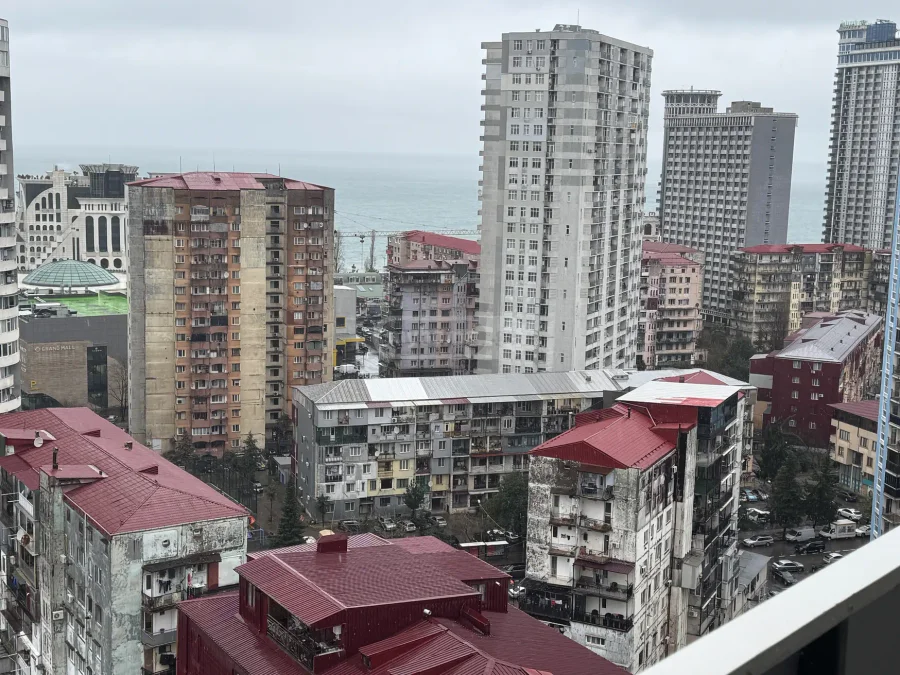 3-комнатная квартира в Химшиашвилиском районе