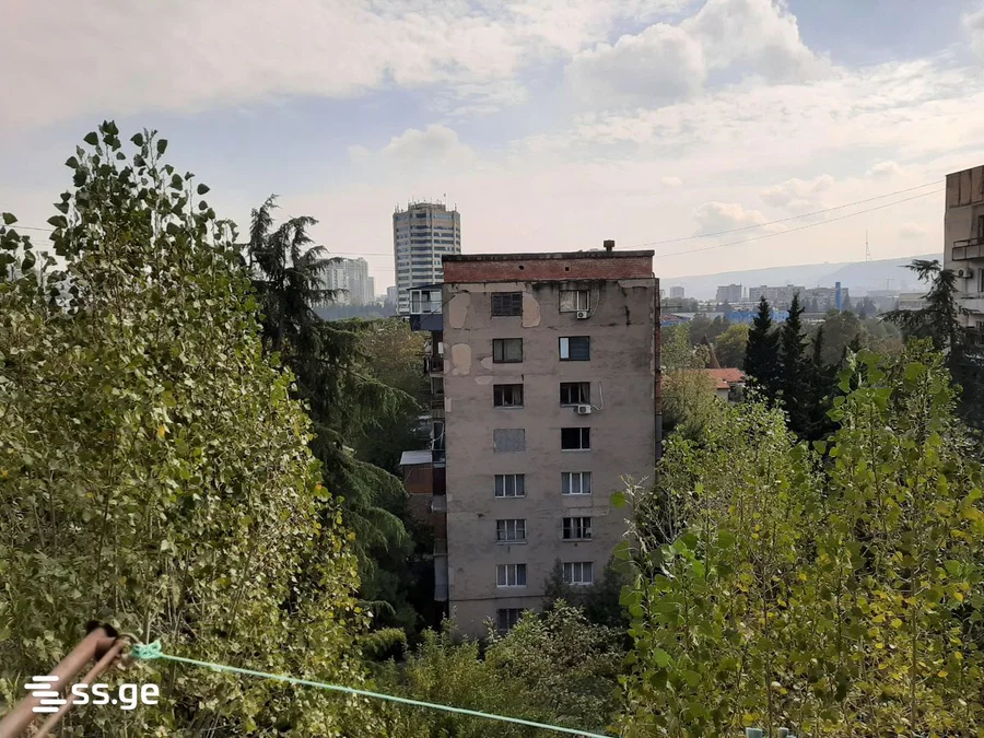 Коммерческое помещение на იოსებიძის ქუჩა 64 Saburtalo