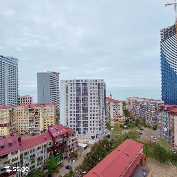 3-комнатная квартира, Пиросмани 18Д, $800