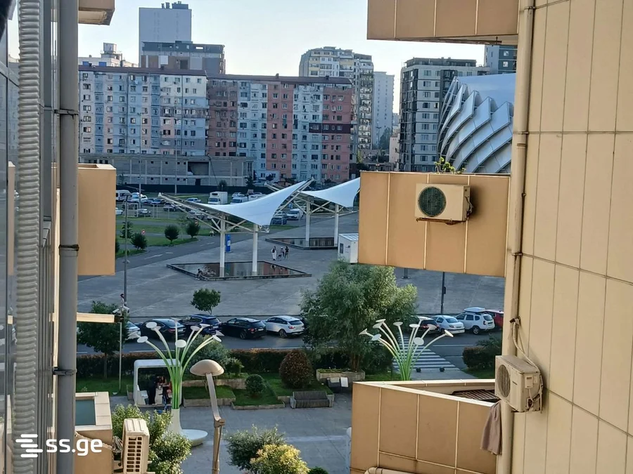 3-комнатная квартира в аренду в Батуми