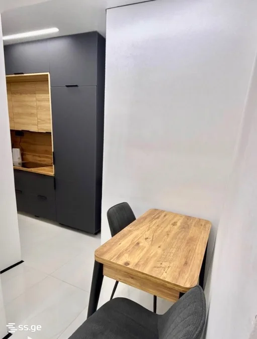 3-комнатная квартира, 100 кв.м, у Grand Mall, $1500