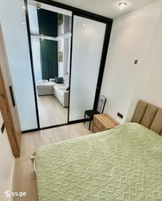 3-комнатная квартира, 80 кв.м, 2 спальни, $850