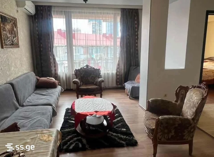 1+1 на ул. Лория, 65 кв.м, $450