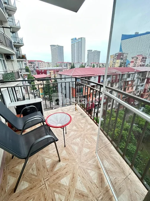 Просторную 2+1 вблизи Grand Mall