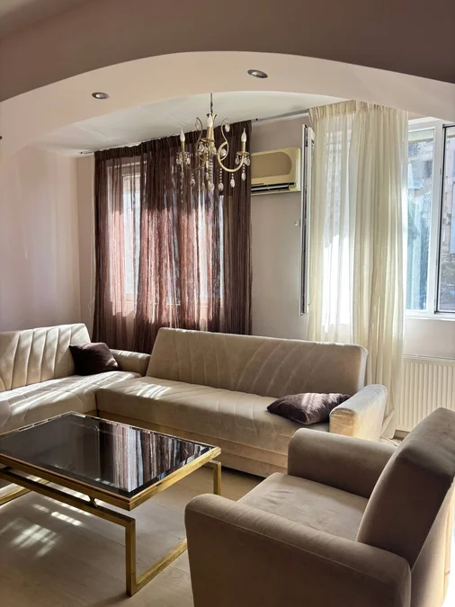3+1 квартира с 2 спальнями, 80 кв.м, первая линия, $500