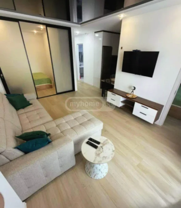 3-комнатная квартира, 80 кв.м, 2 спальни, $850