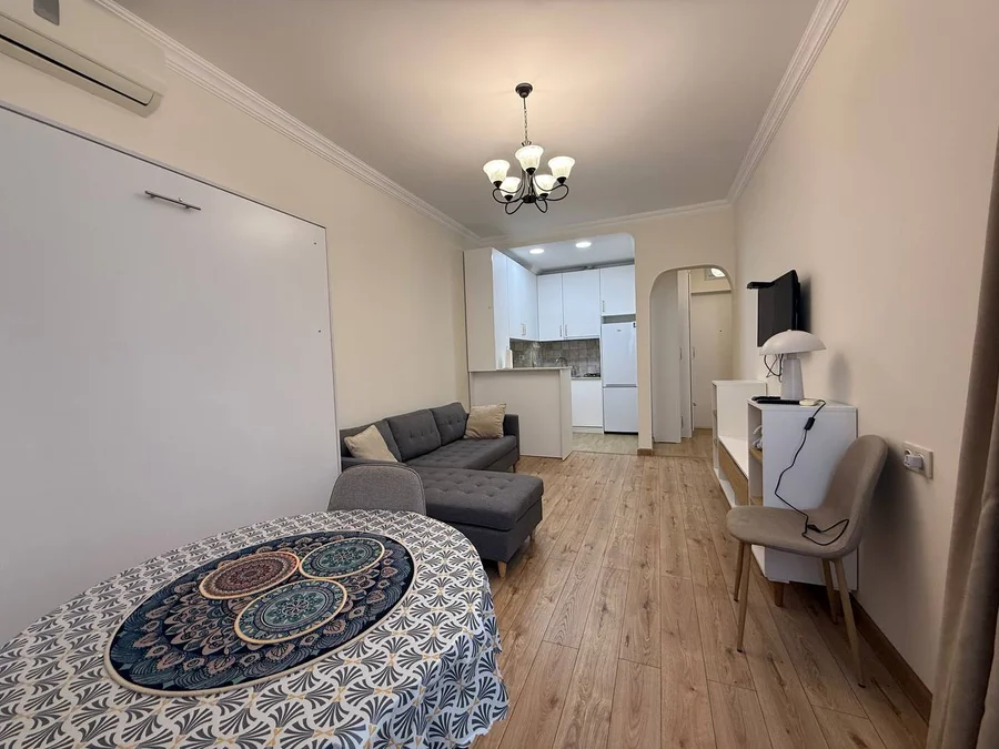 2-комнатную квартиру на Инсаридзе 16А, $550