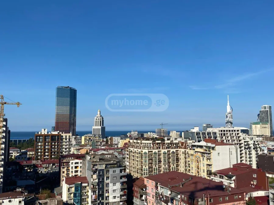 Двухкомнатная квартира в Старом районе
