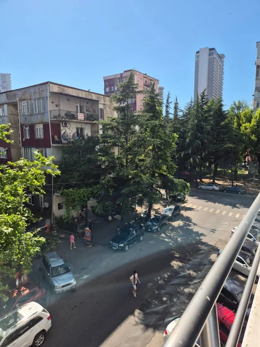 Долгосрочная аренда 2-комнатной квартиры в Khimshiashvili District