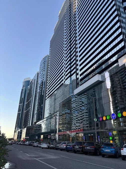 Студия на Blue Sky Tower Тбель Абусеридзе ул. 13 Khimshiashvili District