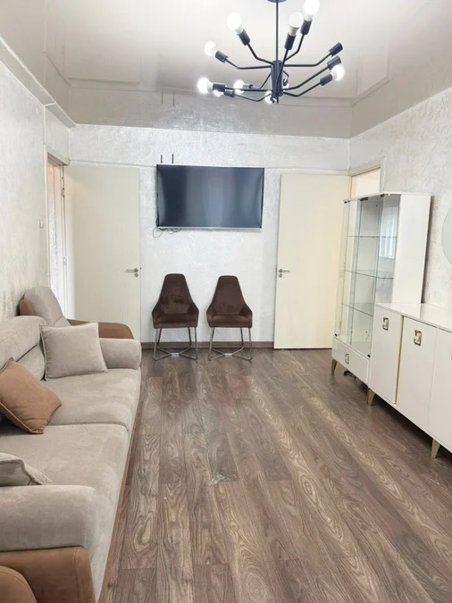 3+1 у рынка Хопа, 80м², $600