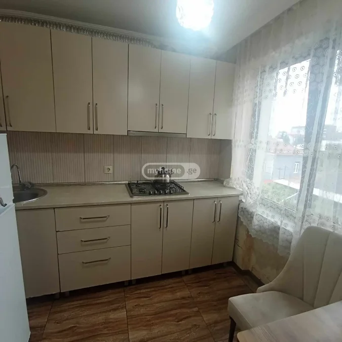 Двухкомнатная квартира в районе Багратиони