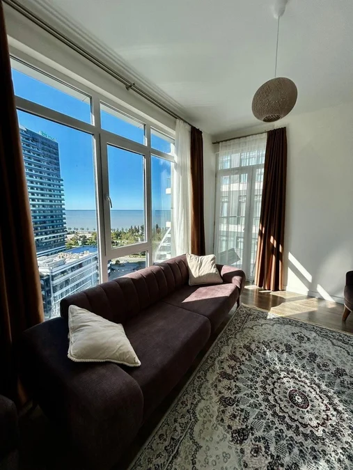 Бьянка Батуми: 3-комнатная, 75.0 м²