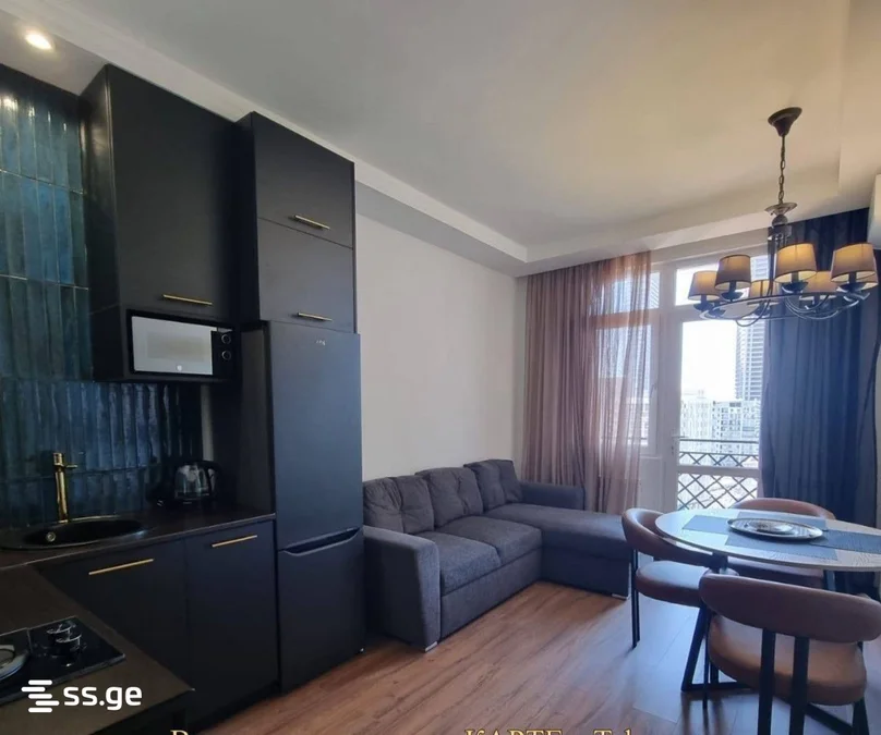 1+1 на შ. რუსთაველის გამზ. 156/158 Rustaveli District