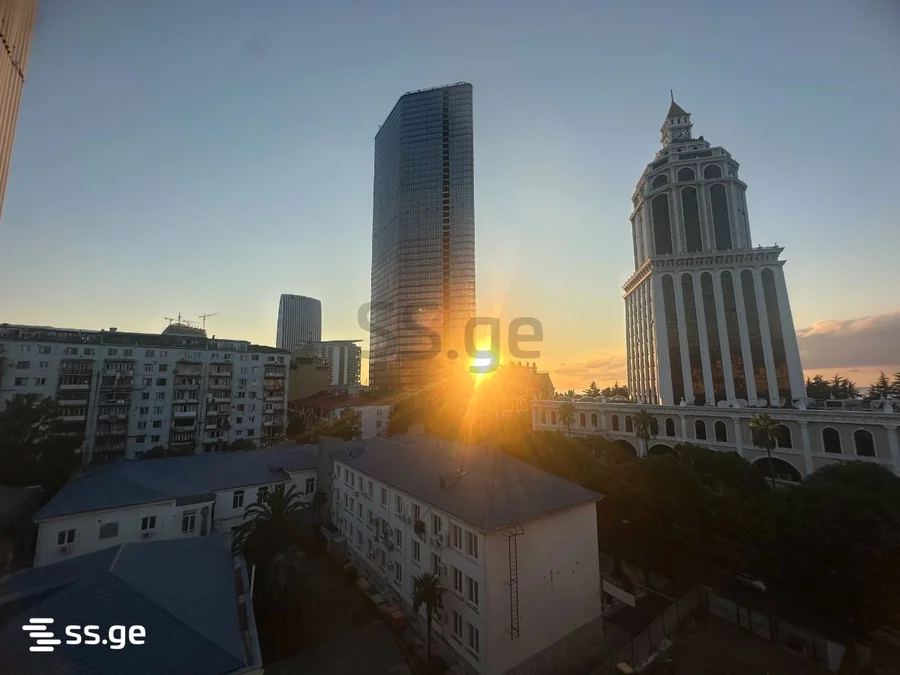 3-комнатная квартира в Батуми