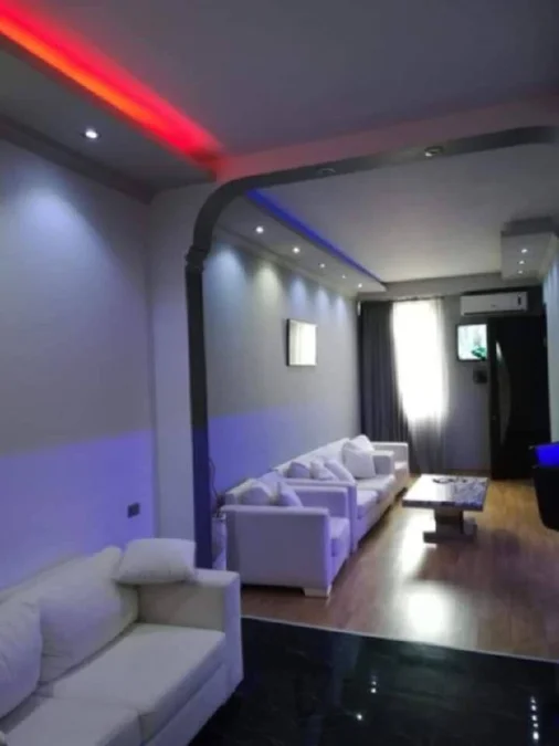 1+1 в комплексе Гумбати, 15 этаж, $500 до июля