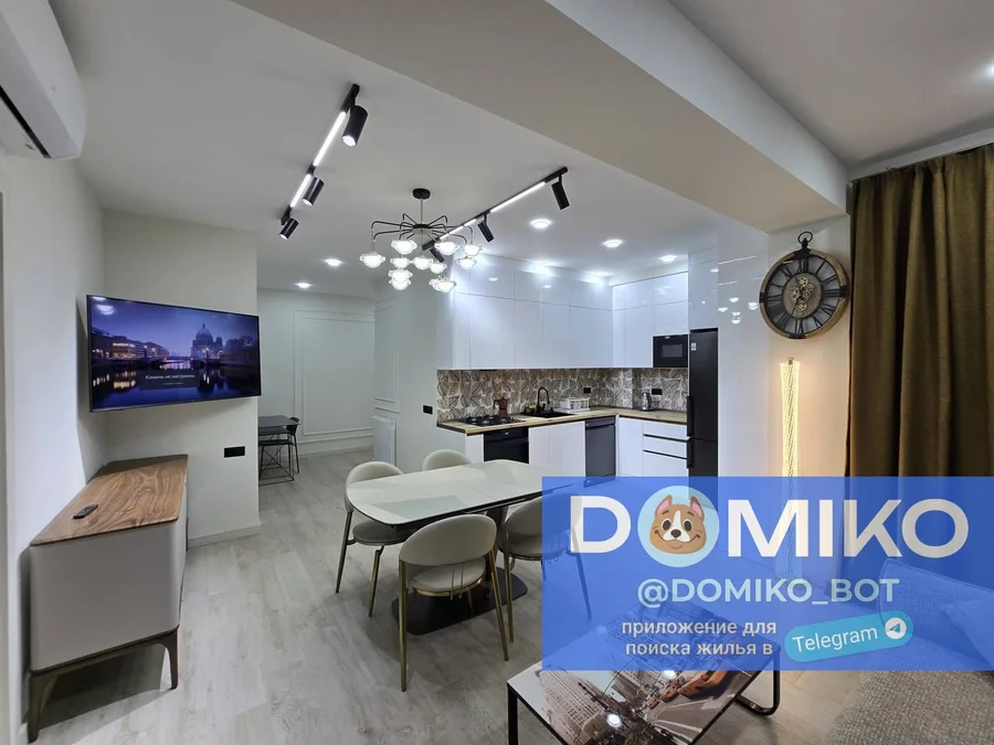 2+1 комнатная квартира, 85 м² в Батуми