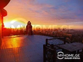 Посуточно частный дом на 6 комнат в районе Кахабри