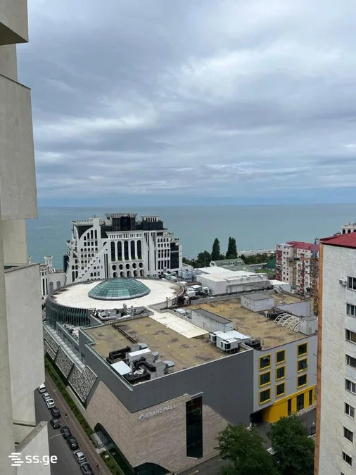 3-комнатная квартира в Батуми