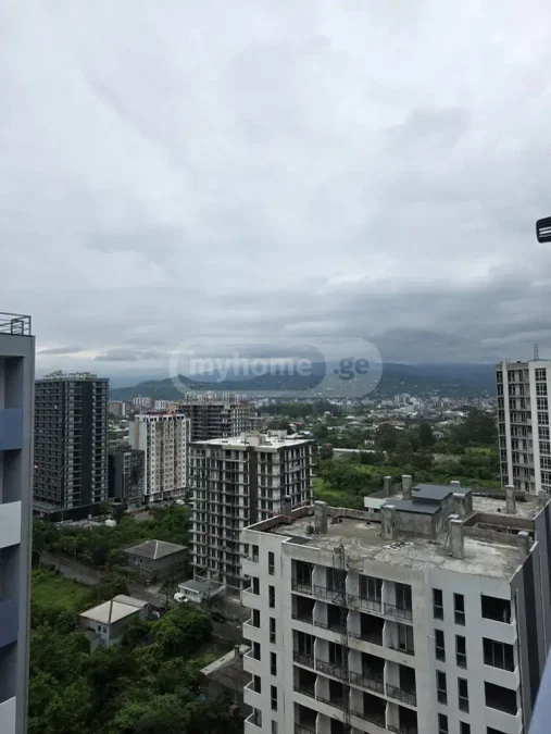 Двухкомнатная квартира в аэропортовом районе Батуми