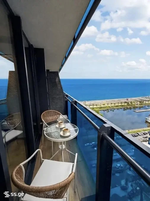 2-комнатная квартира, 50 м², $500