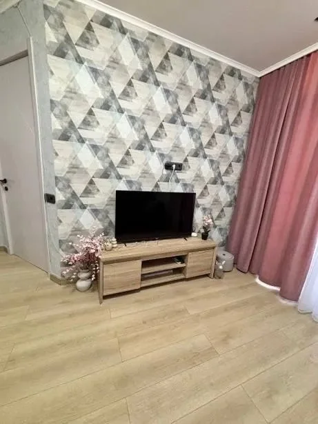 2-комнатная квартира, ул. Шартава 27, $700