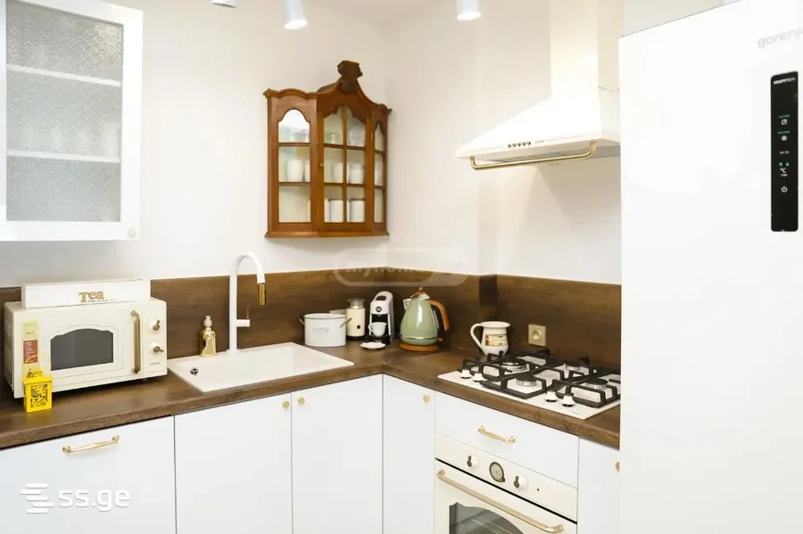 1+1 на Piazza Residence ფარნავაზ მეფის ქუჩა 25 Old Batumi District