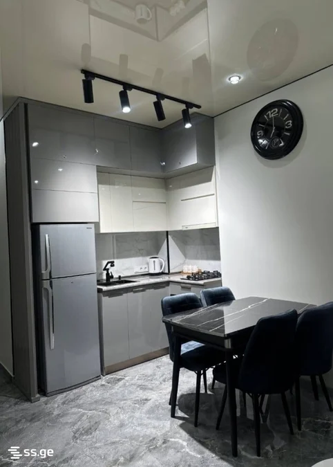 1-комнатная квартира, 45 м², 23 этаж, $550