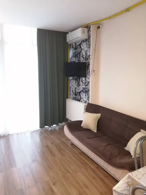 На год. 1+1.10 этаж. $500. Район Макдоналдса. +995595296001 WatsApp